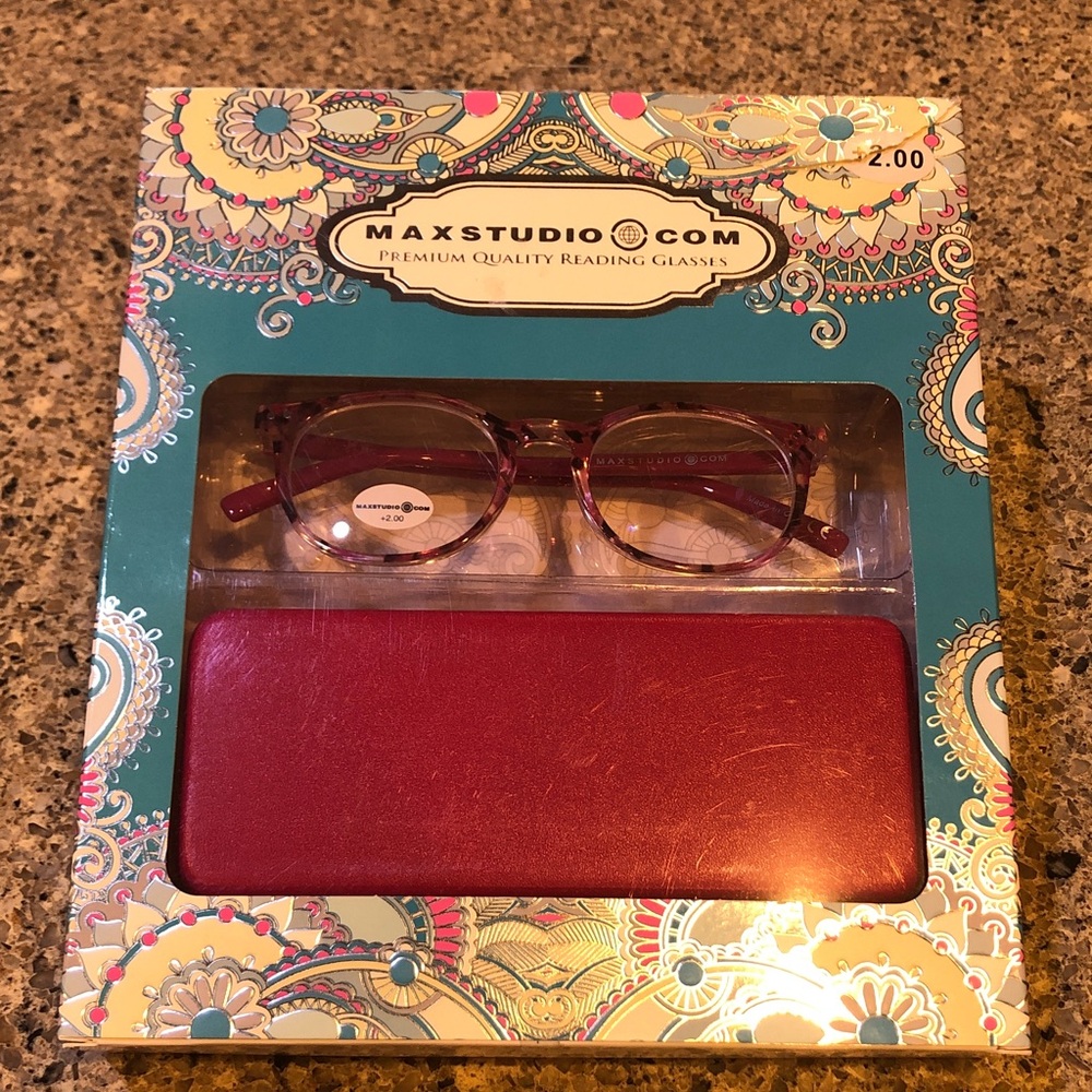 MaxStudio Reading Glasses with Wine Colored Hard Case NIB